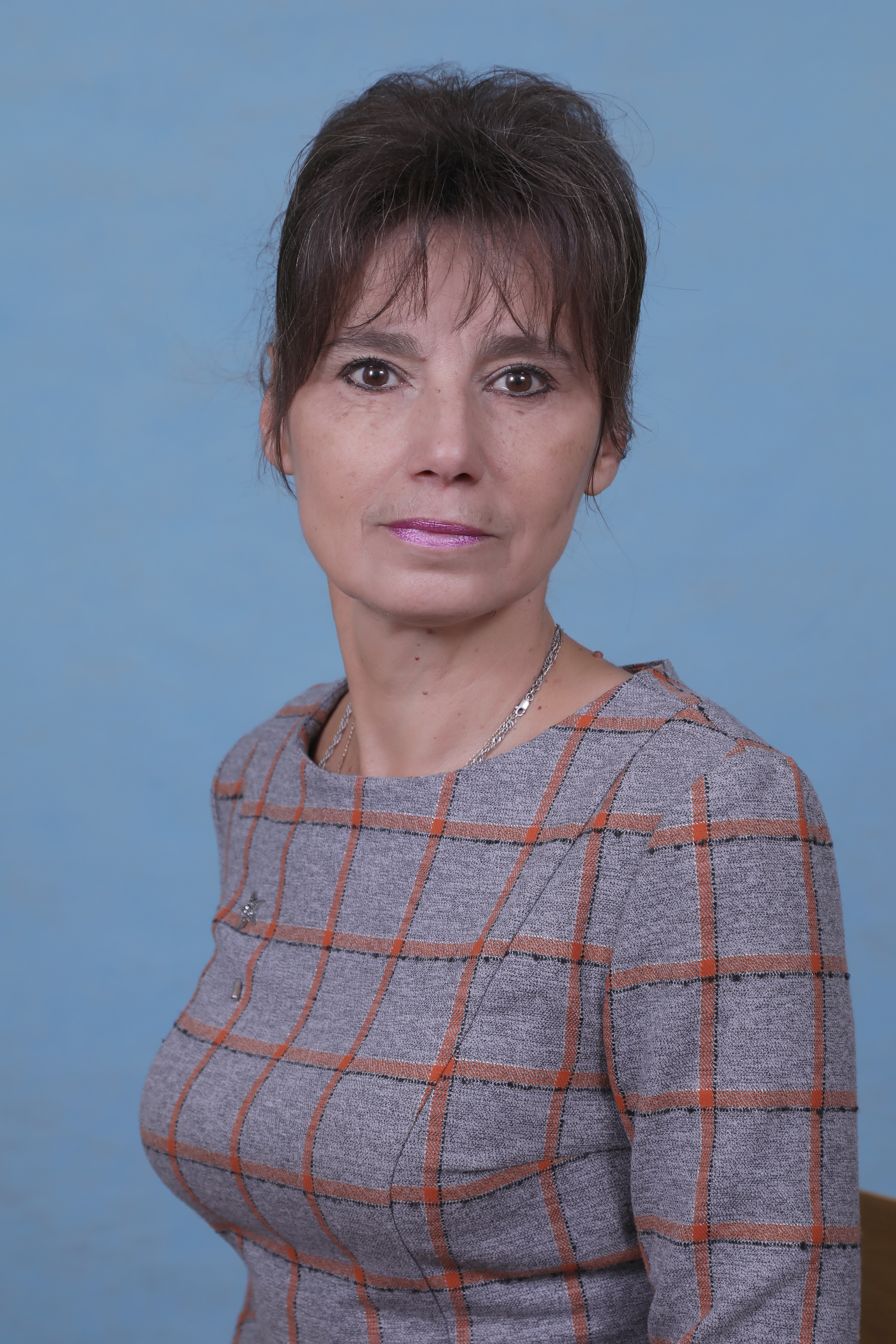Паращенко Елена Вагифовна.
